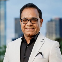 Dr Angraj Khillan