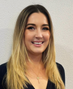 Photograph of Alicia Mitchell.