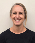 Photograph of Laura Sumners.