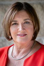 Dr Elizabeth Elliott