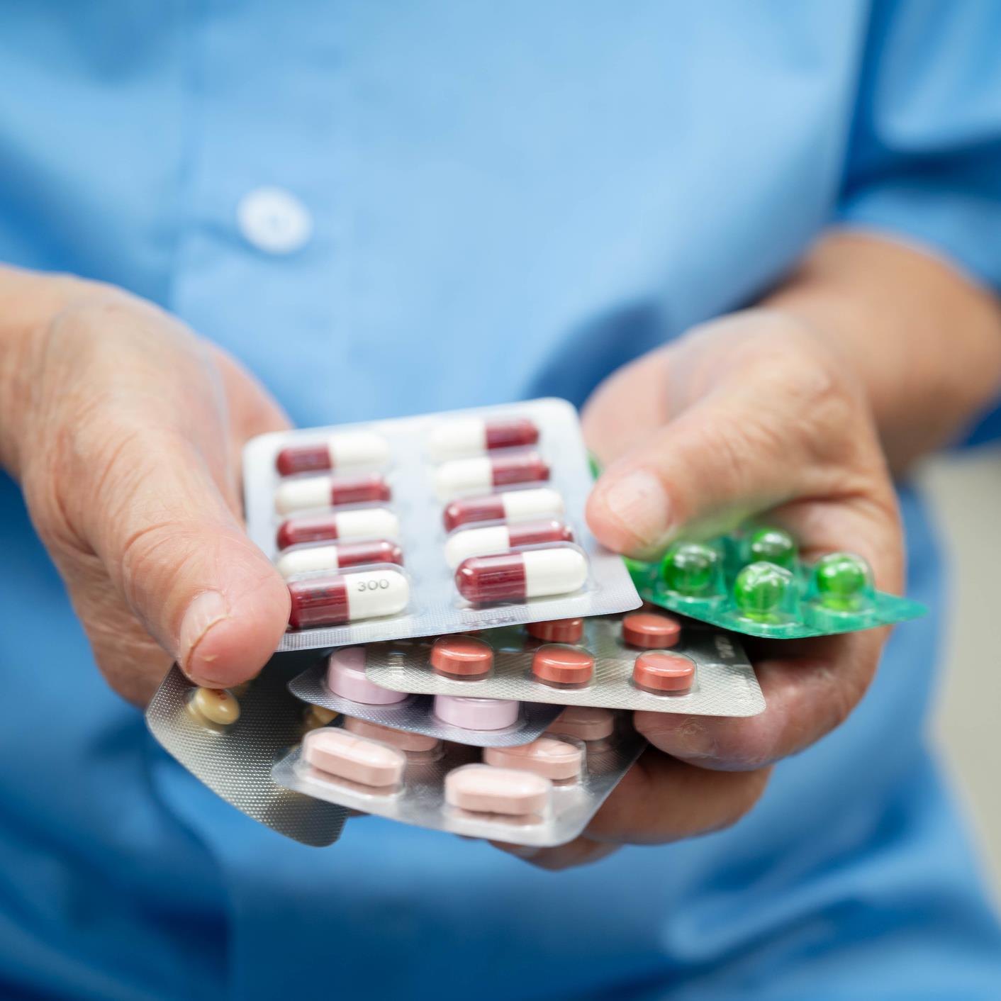 medicine GettyImages-2161579999